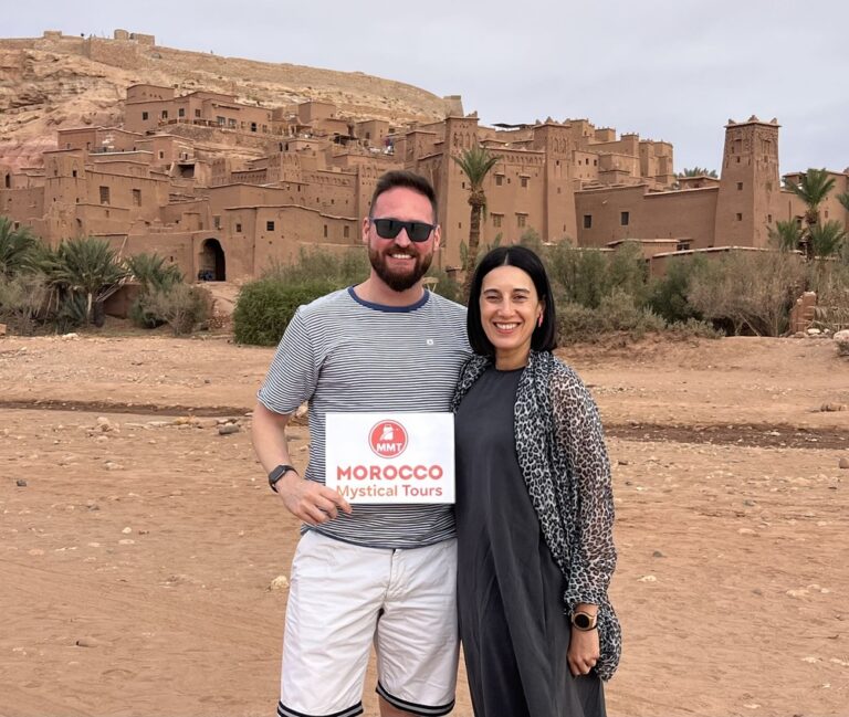 Foto de los clientes en Viajes a Marruecos Morocco Mystical Tours.